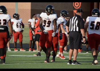 Commitment Spotlight: Myron Warren