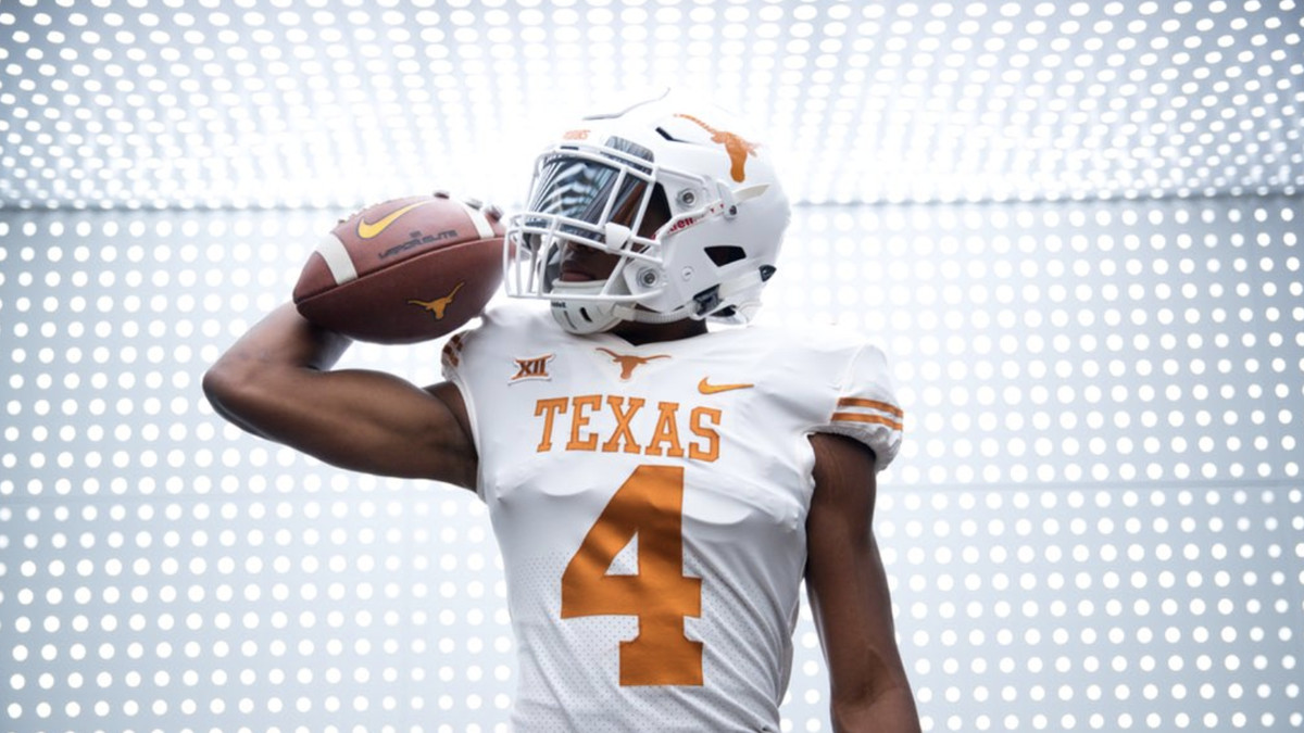 Commitment Spotlight: Kennedy Lewis