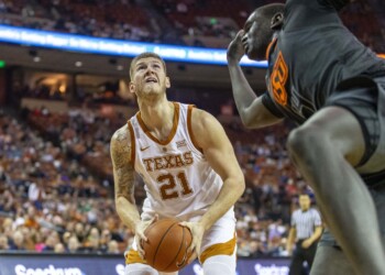Texas Handles Oklahoma State, 69-57