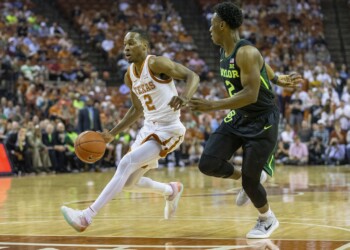 Texas Basketball defeats Baylor 84-72