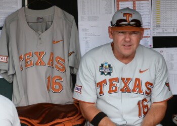 Keep Your Hopes Up: Texas Falls to Incarnate Word 3-2 in San Antonio