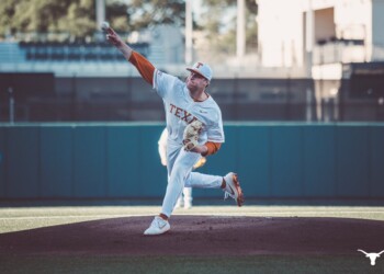 Texas Loses Fifth Straight, Drops Series Opener to WVU in Austin
