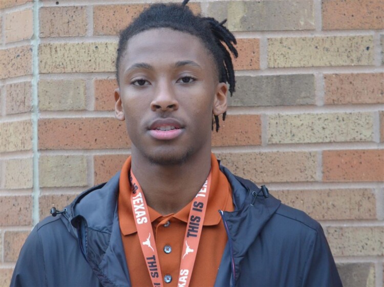 Quick Hitters: 4-Star WR Quentin Johnston Commits To Texas