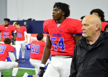 Talking Texas with 2021 OL target Savion Byrd