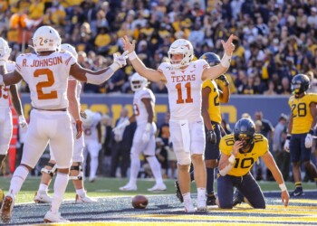 Longhorns leave Morgantown with 42-31 victory and Horns Up