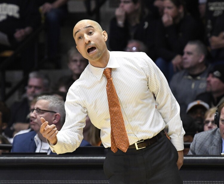 Texas unable to overcome poor shooting performance in 70-48 blowout loss to Providence