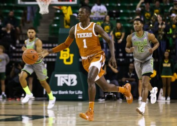 Poor offensive showing dooms Texas in 59-44 loss to Baylor