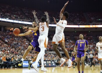 Comeback attempt comes up just short as Texas falls to LSU, 69-67