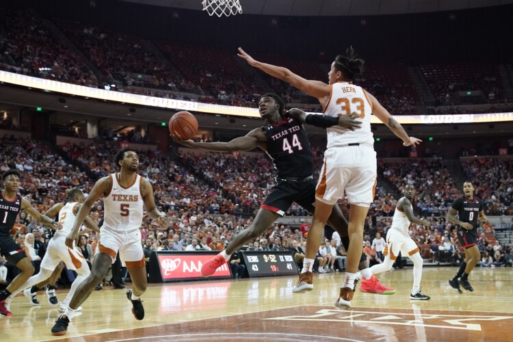 Texas falls apart down the stretch, surrenders 16-point lead in 62-57 loss to Texas Tech