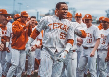 Horns Complete Series Sweep of Boise State in Walkoff Fashion, 7-5