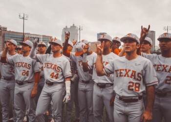 Texas Completes Series Sweep Against the Rice Owls