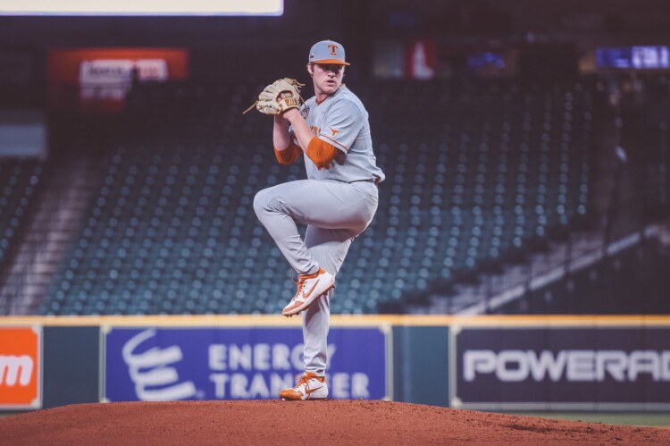 Texas Handed First Loss by LSU in Close One, 4-3