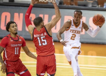 Texas suffers first Big 12 loss of the season, falling to Texas Tech, 79-77