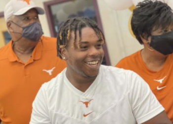 Longhorns land 2022 4-Star D-Linemen JaRay Bledsoe & J’Mond Tapp