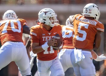 Longhorns win Big 12 opener with 70-35 thrashing of Texas Tech