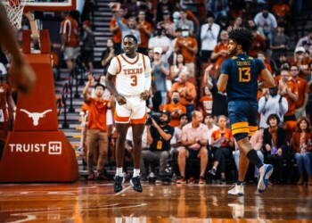 Quick Thoughts and Takeaways: Texas cruises past West Virginia to open Big 12 play
