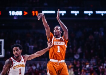 Turnovers doom Texas in 79-70 loss to Iowa State