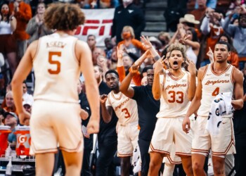 Texas holds off late surge from Tennessee for third straight win