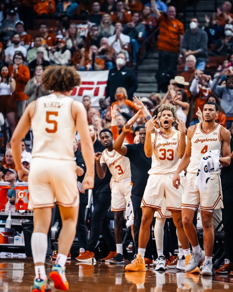 Texas holds off late surge from Tennessee for third straight win