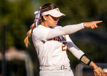 Dolcini deals to No. 1 Oklahoma as No. 18 Texas drops series opener, 3-0 